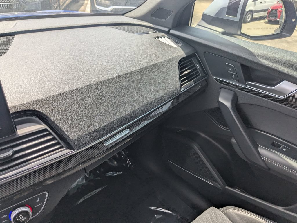 Used 2022 Audi SQ5 Premium Plus w/ Premium Plus Package AWD/4WD image 4