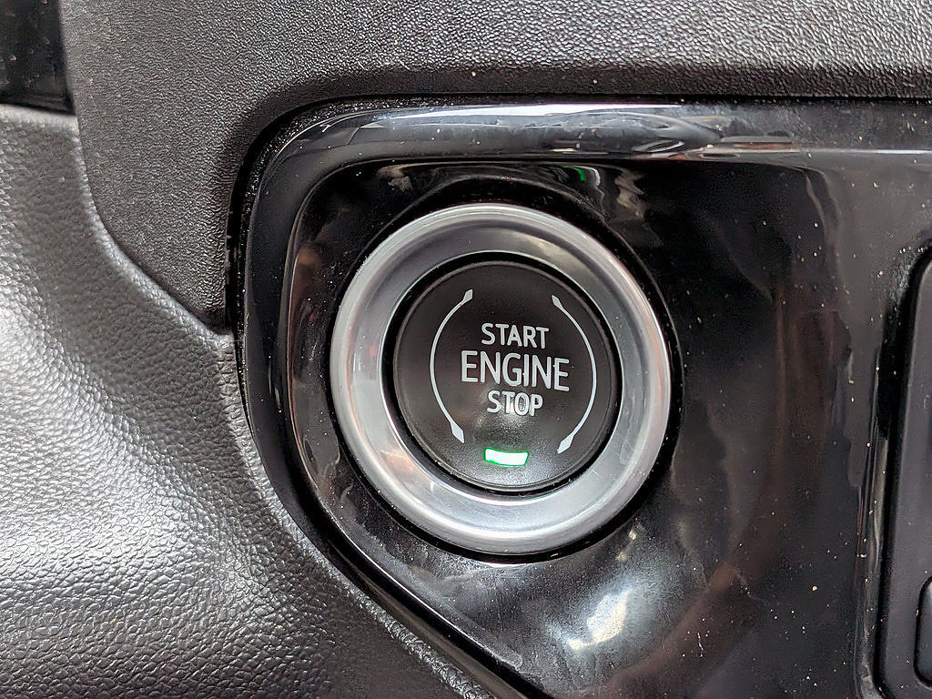 Certified 2024 Chevrolet Silverado 1500 ZR2 AWD/4WD image 72