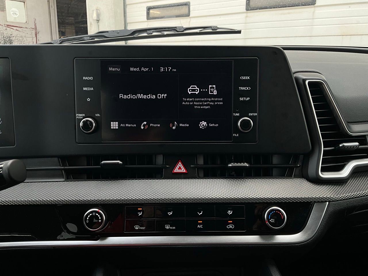 Used 2025 Kia Sportage LX image 25