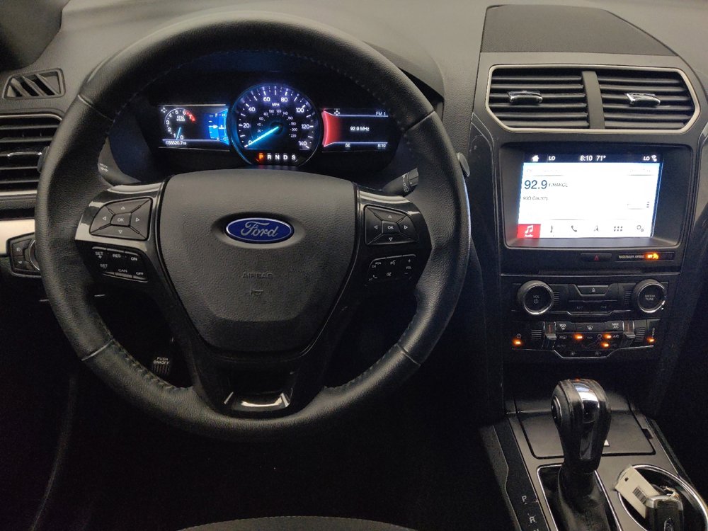Used 2018 Ford Explorer XLT w/ Equipment Group 201A FWD image 22