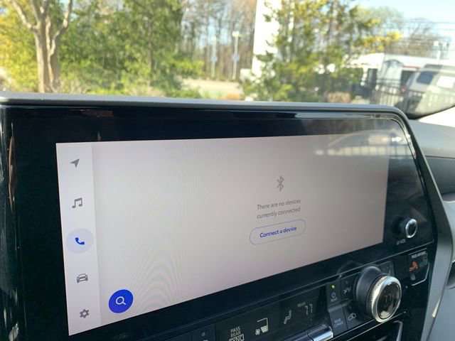 Used 2023 Toyota Highlander XLE image 21