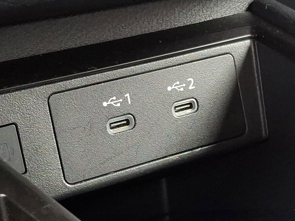 Certified 2025 Nissan Kicks SV image 23