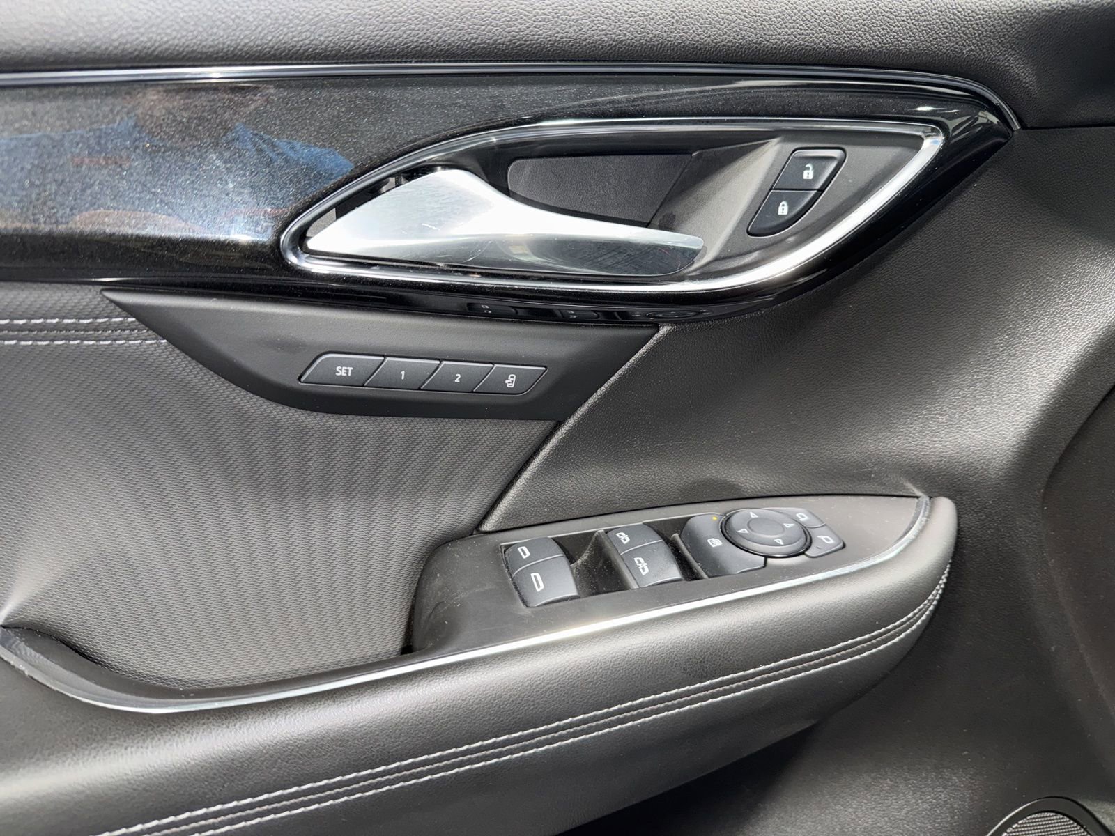 Used 2024 Buick Envision Preferred AWD/4WD image 19