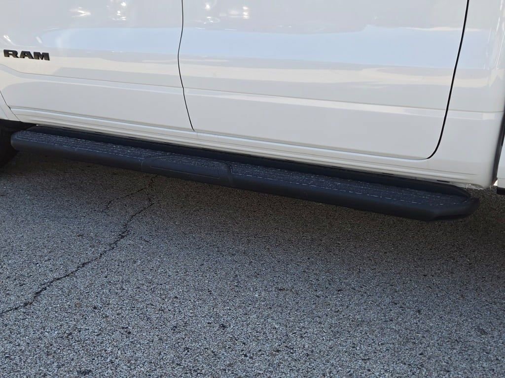 New 2026 RAM 1500 Big Horn AWD/4WD image 17