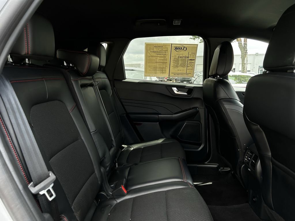 Used 2026 Ford Escape ST-Line image 30