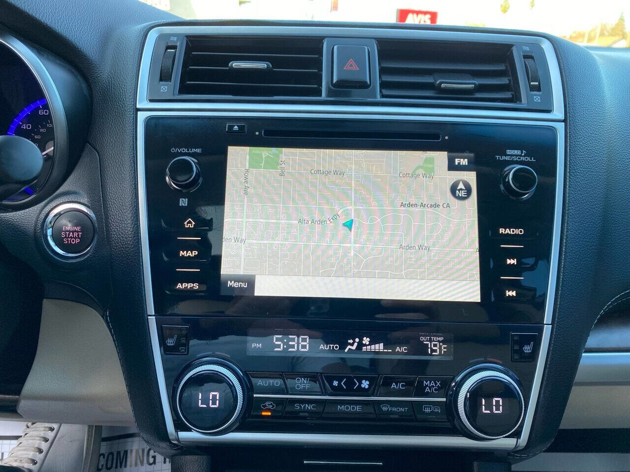 Used 2018 Subaru Outback 2.5i Limited image 19