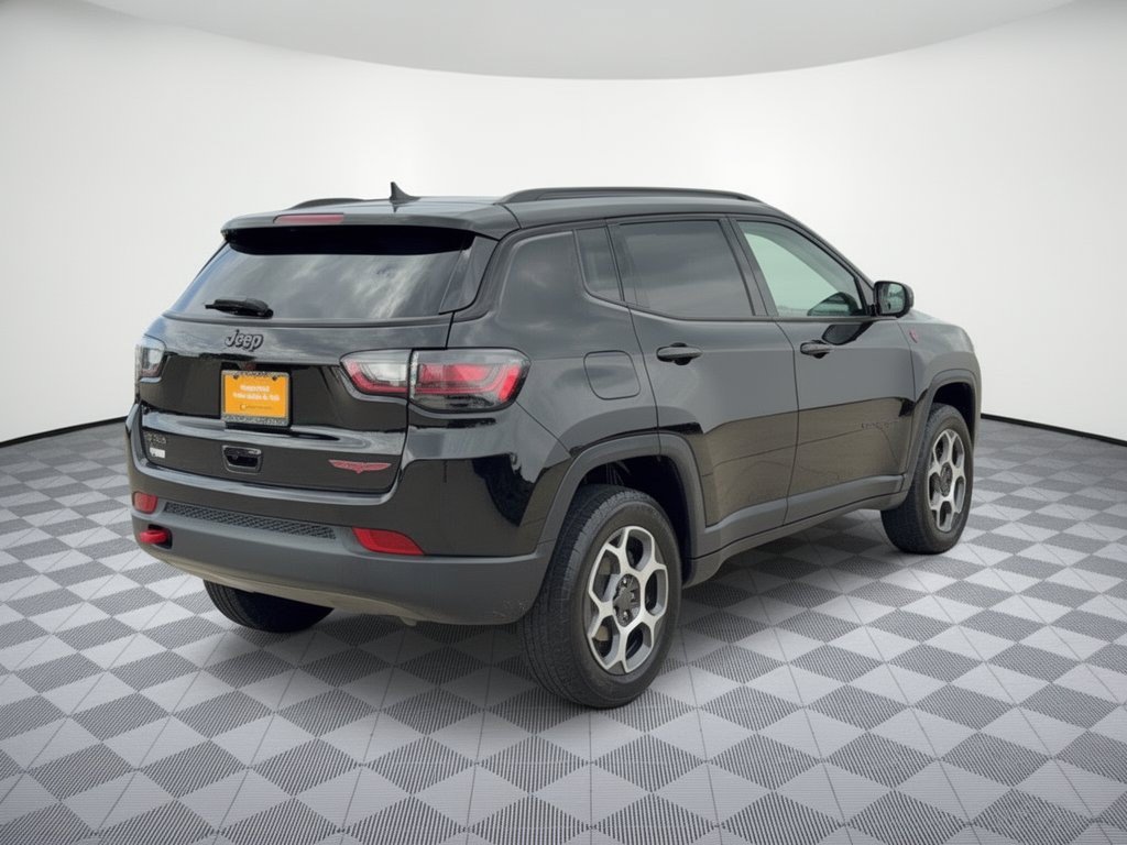 Used 2022 Jeep Compass Trailhawk w/ Trailhawk Elite Group AWD/4WD image 9