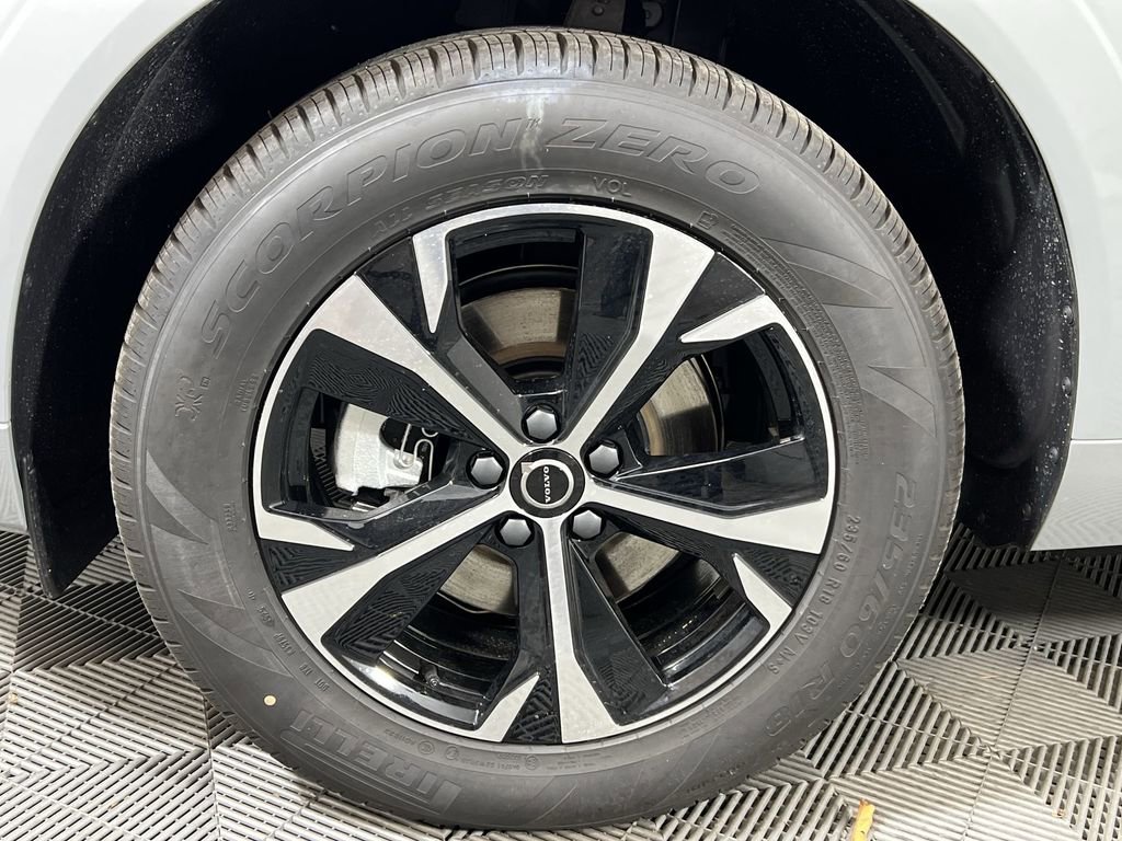 New 2026 Volvo XC60 B5 Core image 19