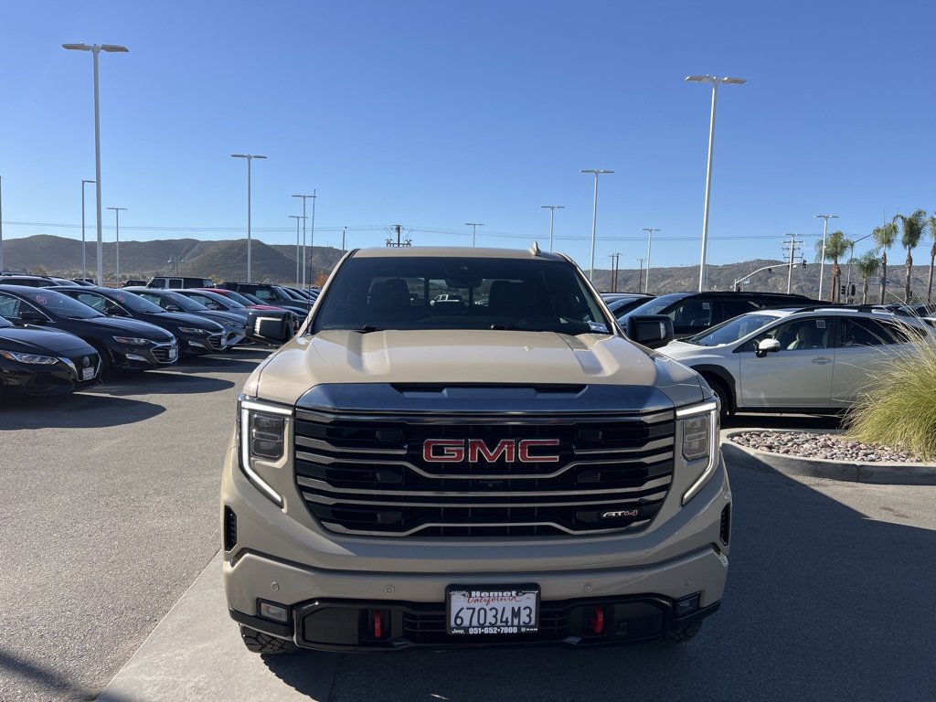 Used 2022 GMC Sierra 1500 AT4 w/ AT4 Premium Package image 3