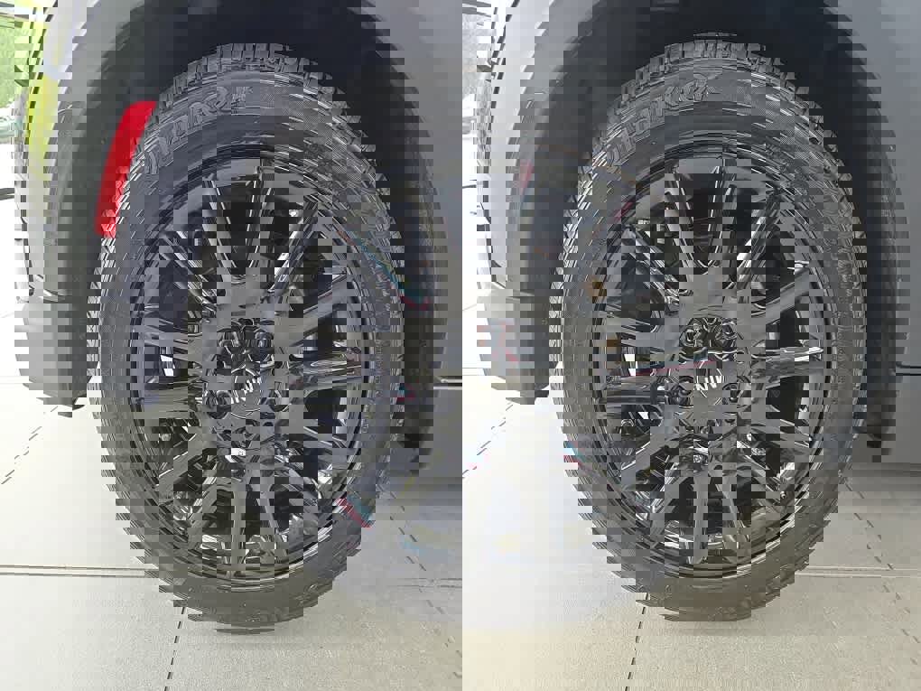 Certified 2023 MINI Cooper 2-Door Hardtop image 24