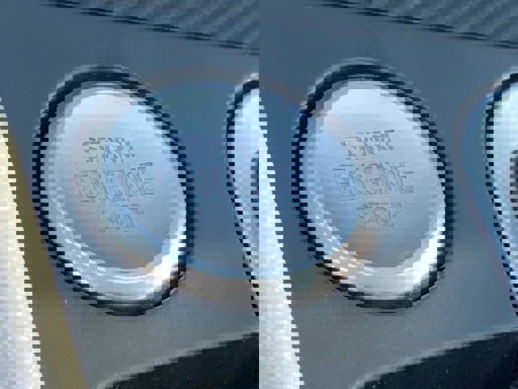 Used 2024 Volkswagen Jetta SE image 19