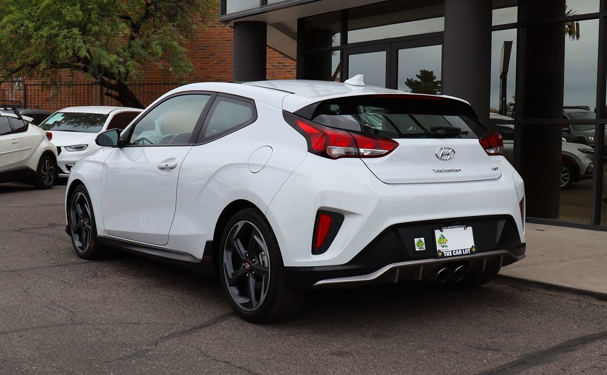 Used 2019 Hyundai Veloster Turbo FWD image 9