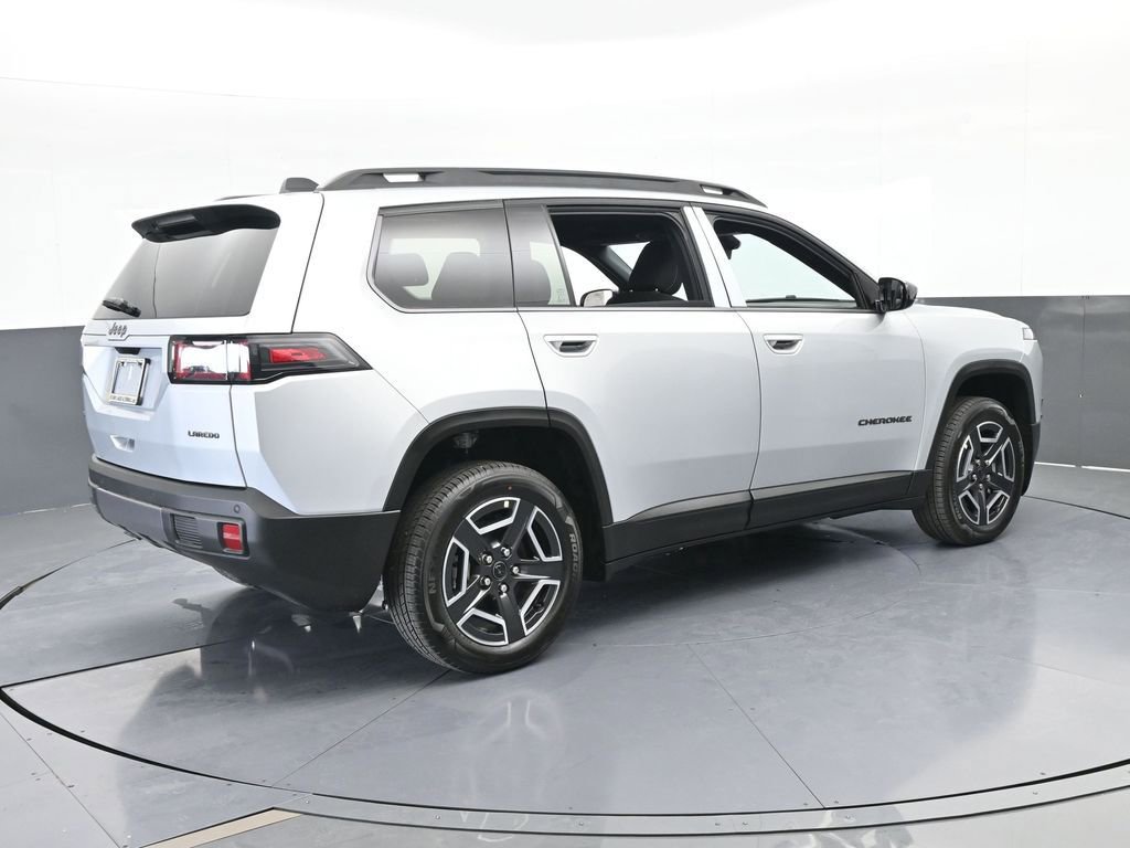 New 2026 Jeep Cherokee Laredo image 6