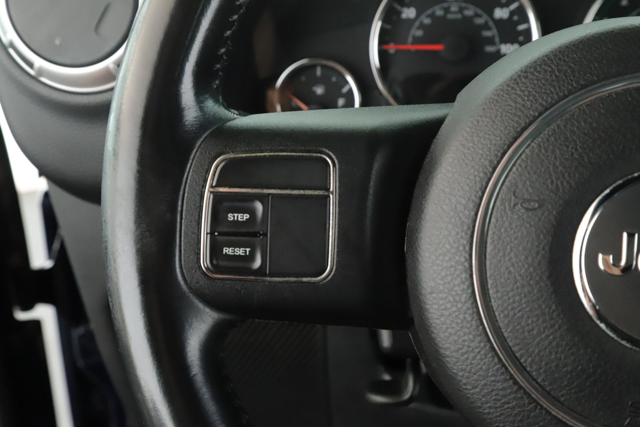 Used 2013 Jeep Wrangler Sahara w/ Dual Top Group AWD/4WD image 8