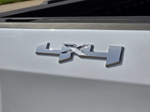 New 2026 GMC Sierra 1500 SLT AWD/4WD image 6