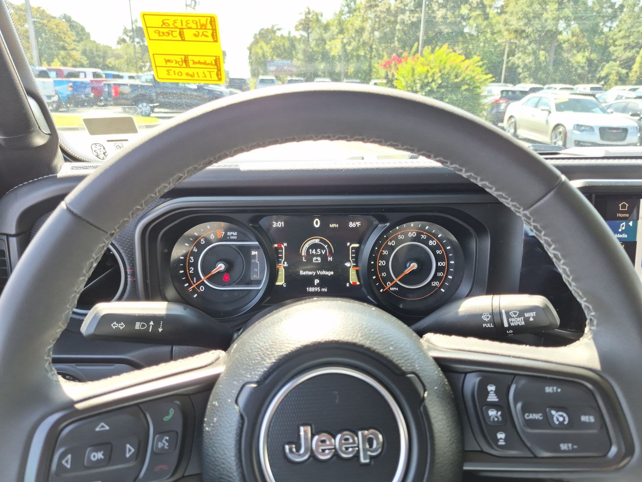 Used 2026 Jeep Gladiator Rubicon AWD/4WD image 11