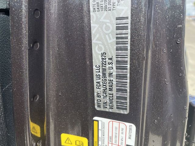 Used 2021 Jeep Wrangler Unlimited Sahara AWD/4WD image 34