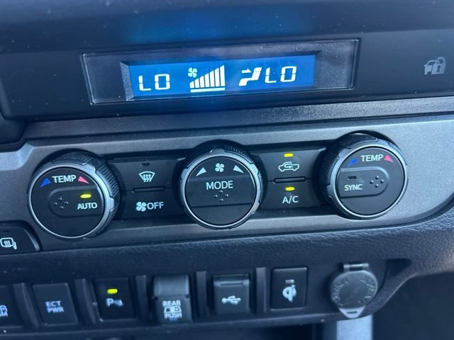 Used 2023 Toyota Tacoma TRD Sport w/ Technology Package AWD/4WD image 16