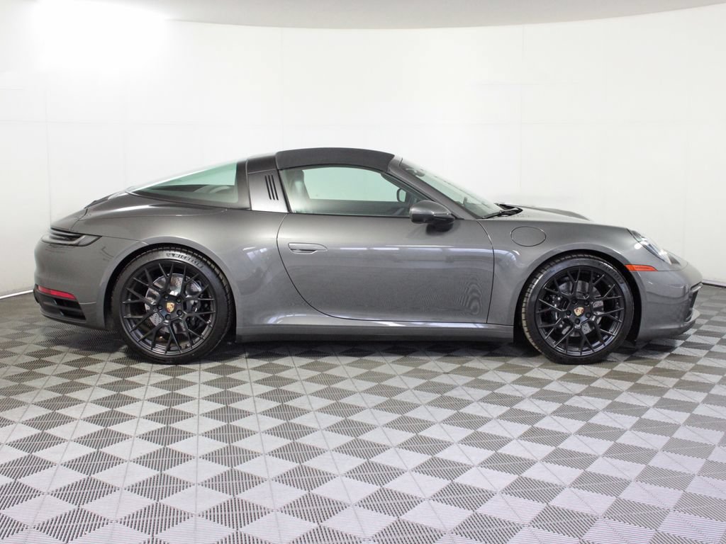 Certified 2024 Porsche 911 Targa 4S w/ Premium Package AWD/4WD image 13