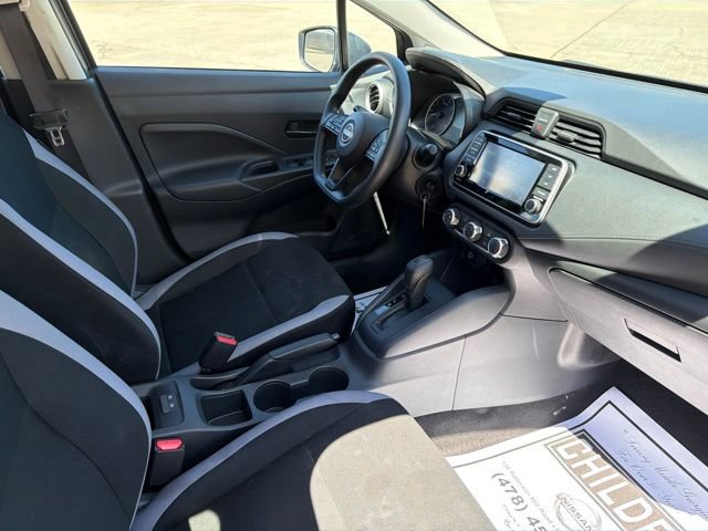 Used 2025 Nissan Versa S w/ Trunk Package FWD image 15
