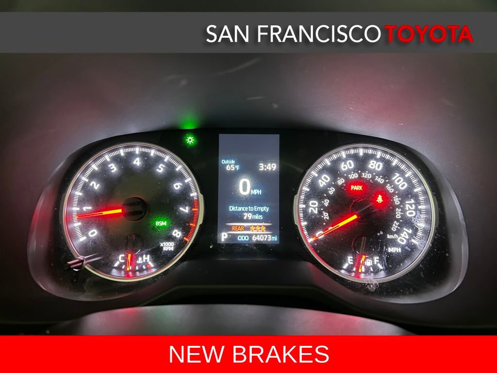 Used 2021 Toyota RAV4 LE image 30