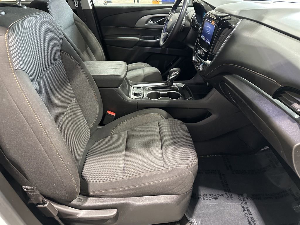 Used 2021 Chevrolet Traverse LT AWD/4WD image 18