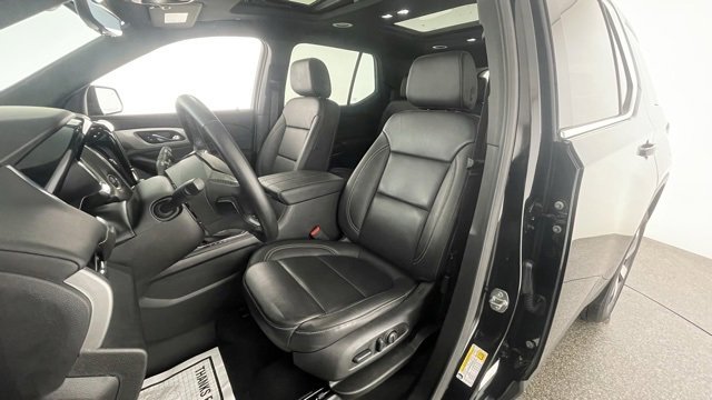 Used 2024 Chevrolet Traverse Premier image 33