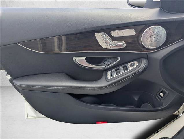 Used 2017 Mercedes-Benz C 300 4MATIC Sedan image 8