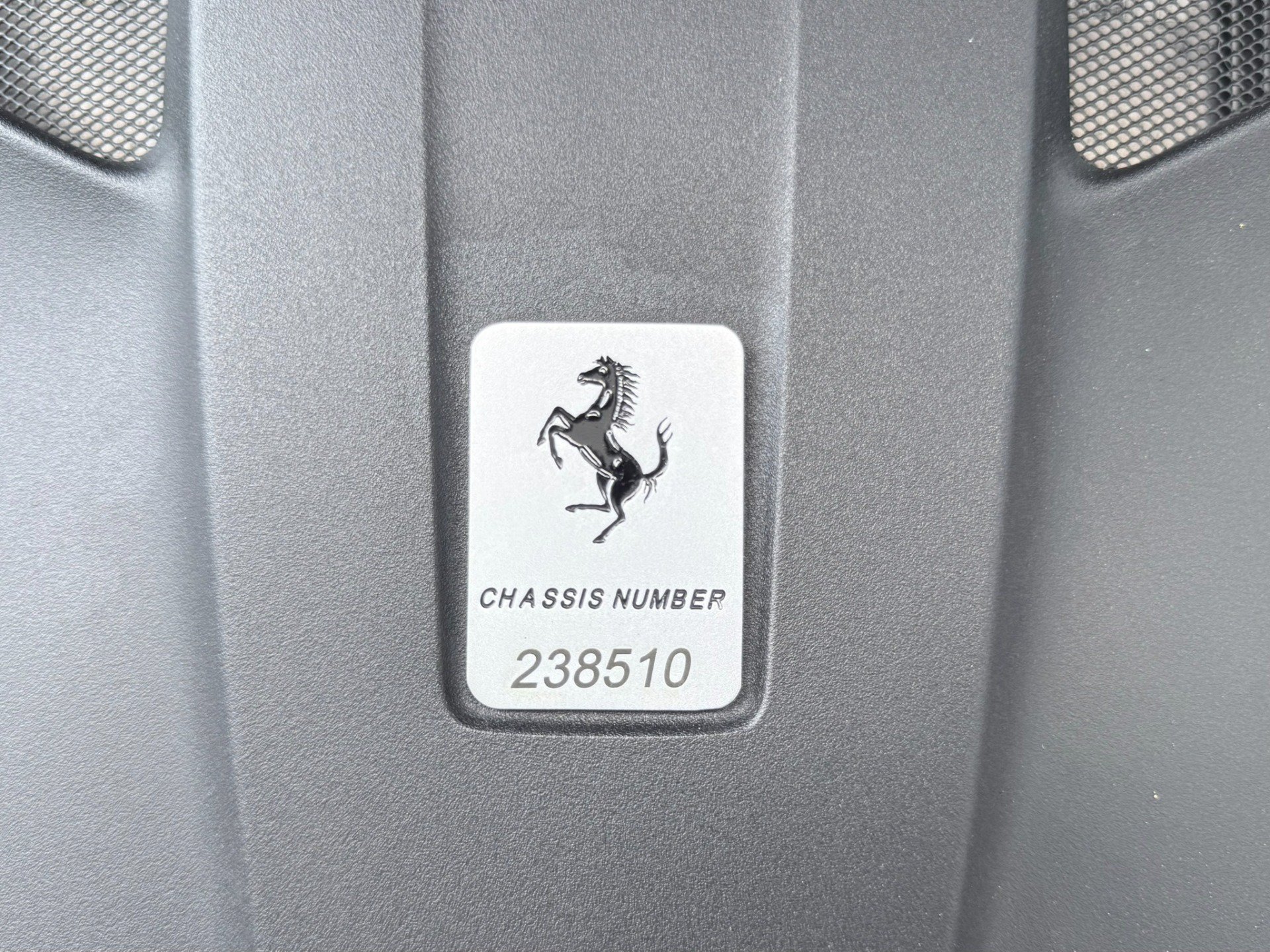 Used 2019 Ferrari GTC4Lusso AWD/4WD image 38