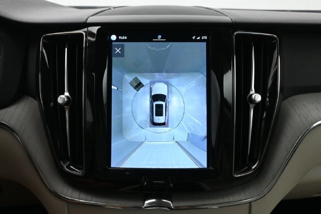 Used 2023 Volvo XC60 B5 Plus w/ Climate Package AWD/4WD image 20