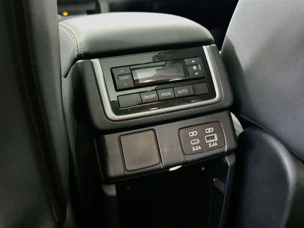 Used 2024 Subaru Ascent Onyx Edition AWD/4WD image 13