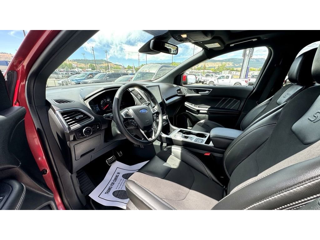 Used 2024 Ford Edge ST w/ Equipment Group 401A AWD/4WD image 16