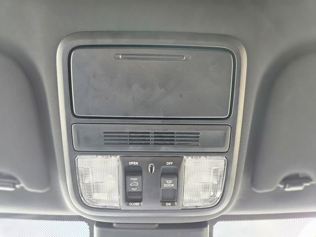 Used 2025 Honda Odyssey Sport-L image 28