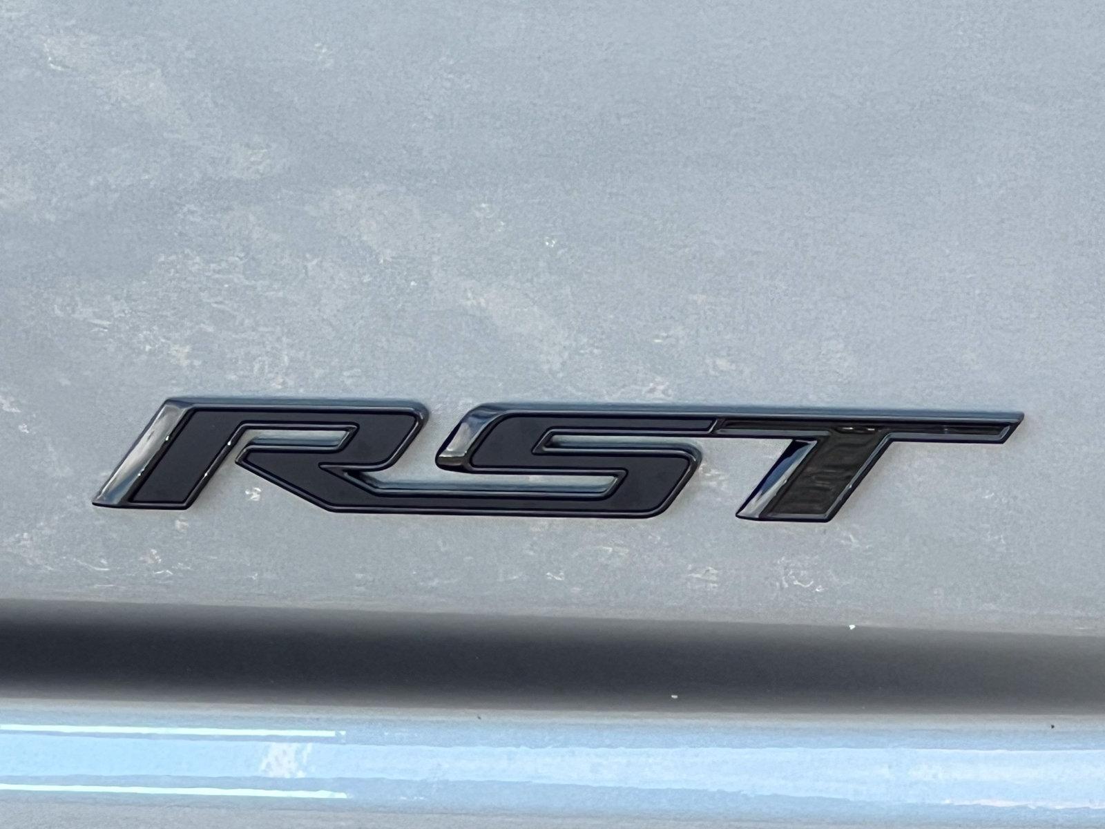 New 2026 Chevrolet Silverado 1500 RST w/ Dark Appearance Package AWD/4WD image 10