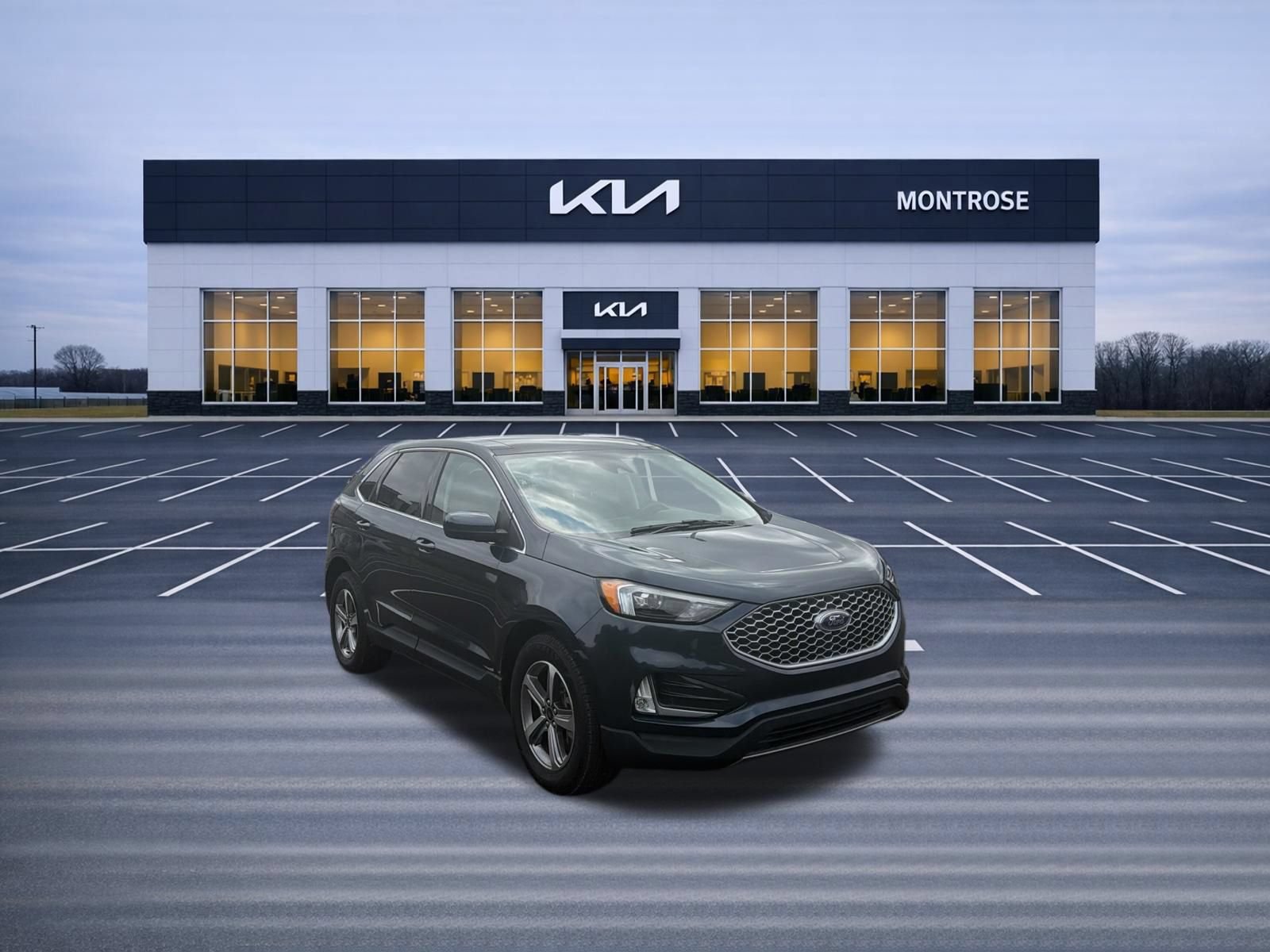 Used 2023 Ford Edge SEL w/ Convenience Package AWD/4WD image 3