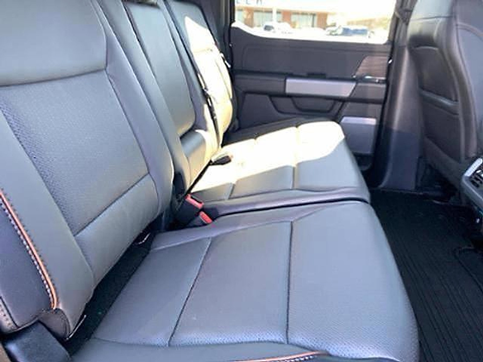 New 2025 Ford F150 Lariat w/ Equipment Group 502A High AWD/4WD image 15