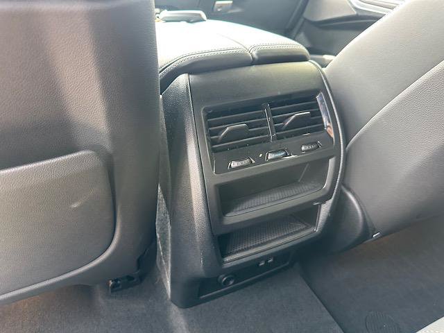 Used 2024 BMW X5 xDrive40i w/ Premium Package AWD/4WD image 21