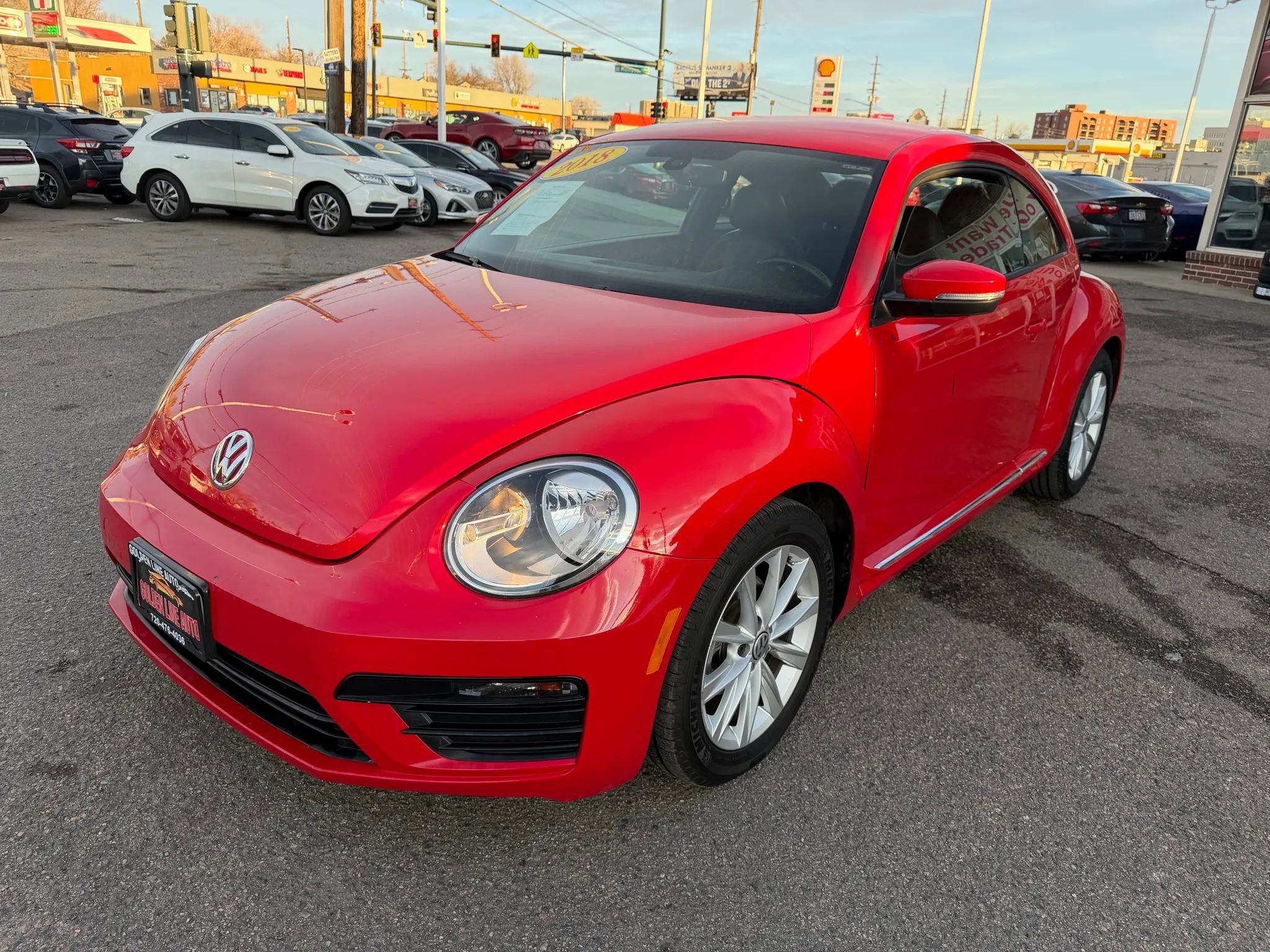 Used 2018 Volkswagen Beetle 2.0T S w/ Style & Comfort Package For S image 4