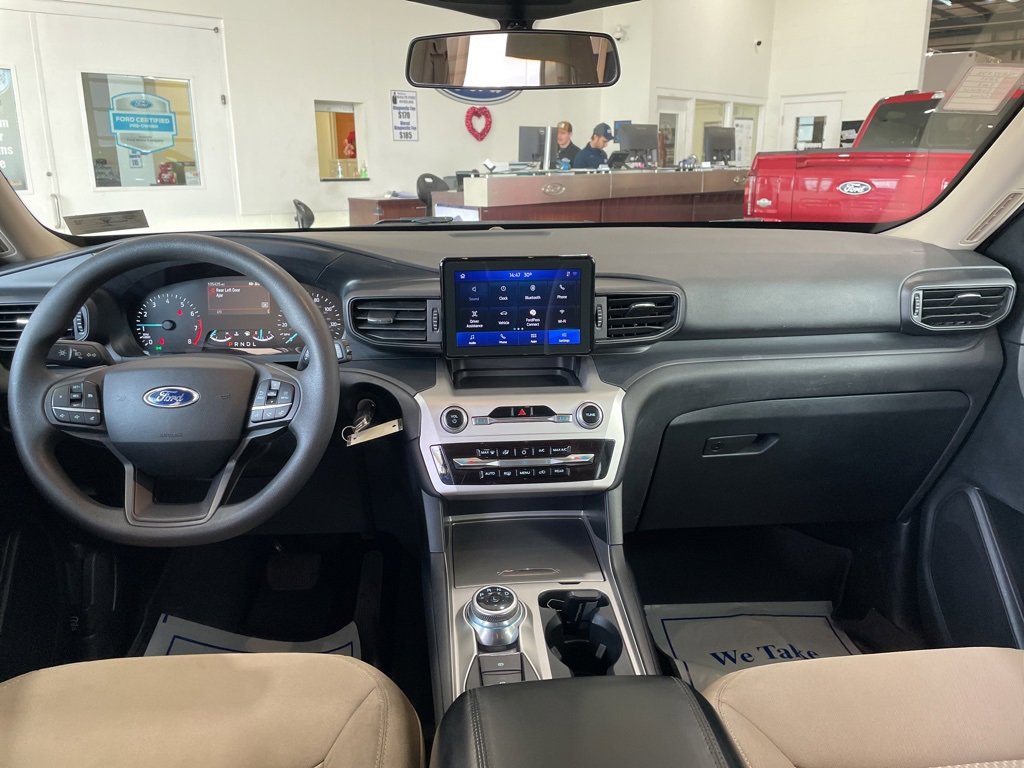 Used 2021 Ford Explorer 4WD w/ Class III Trailer Tow Package image 17