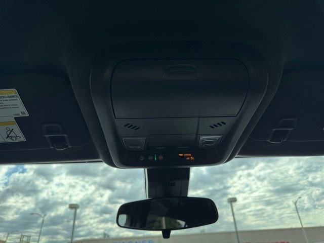 Used 2024 Chevrolet Equinox RS w/ RS Leather Package image 29