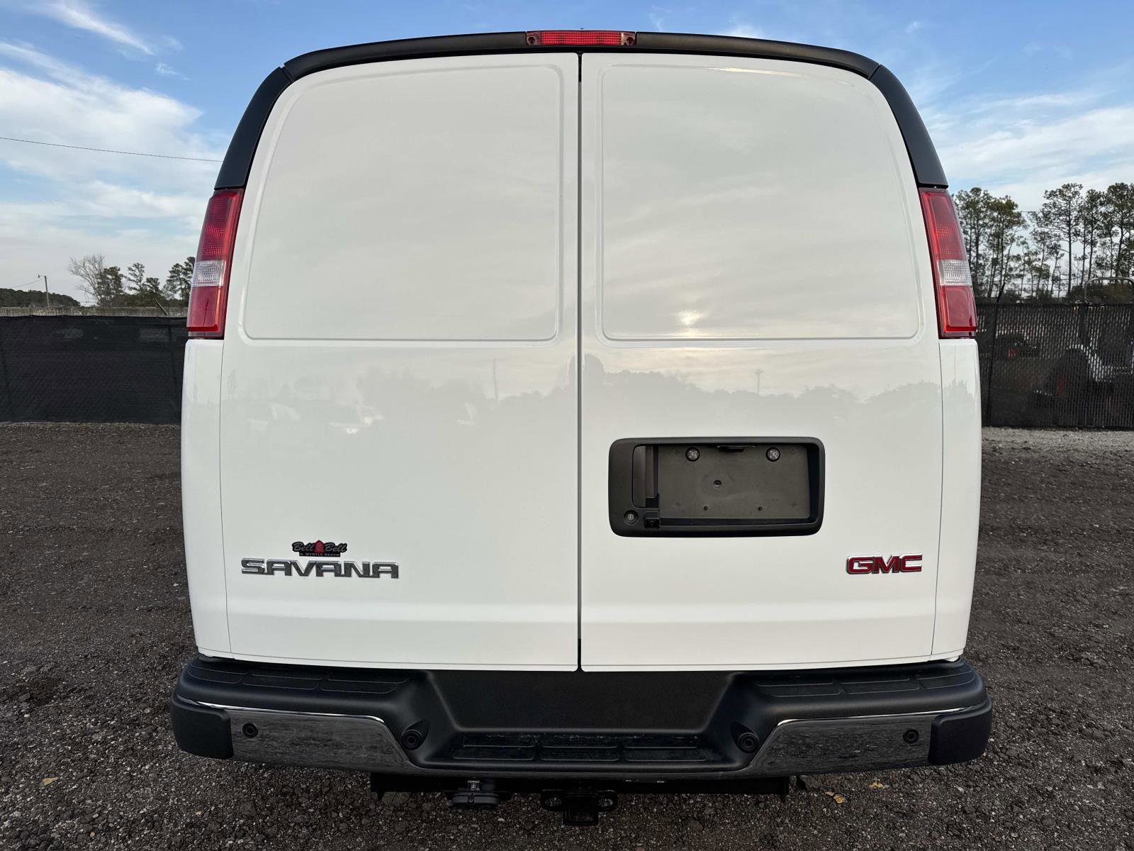 New 2026 GMC Savana 2500 w/ Driver Convenience Package image 4