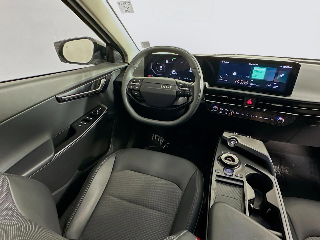 Used 2025 Kia EV6 Light w/ Light LR Technology Package RWD image 11