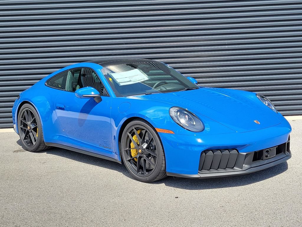 New 2026 Porsche 911 Carrera GTS RWD image 9