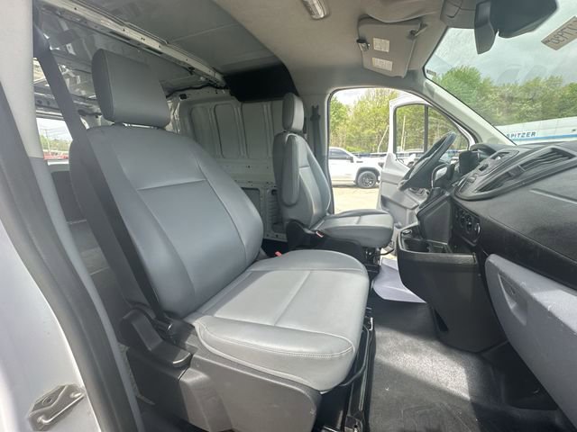 Used 2018 Ford Transit 250 130 Low Roof RWD image 27