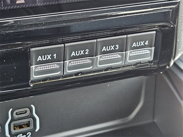New 2025 RAM 3500 Laramie image 18