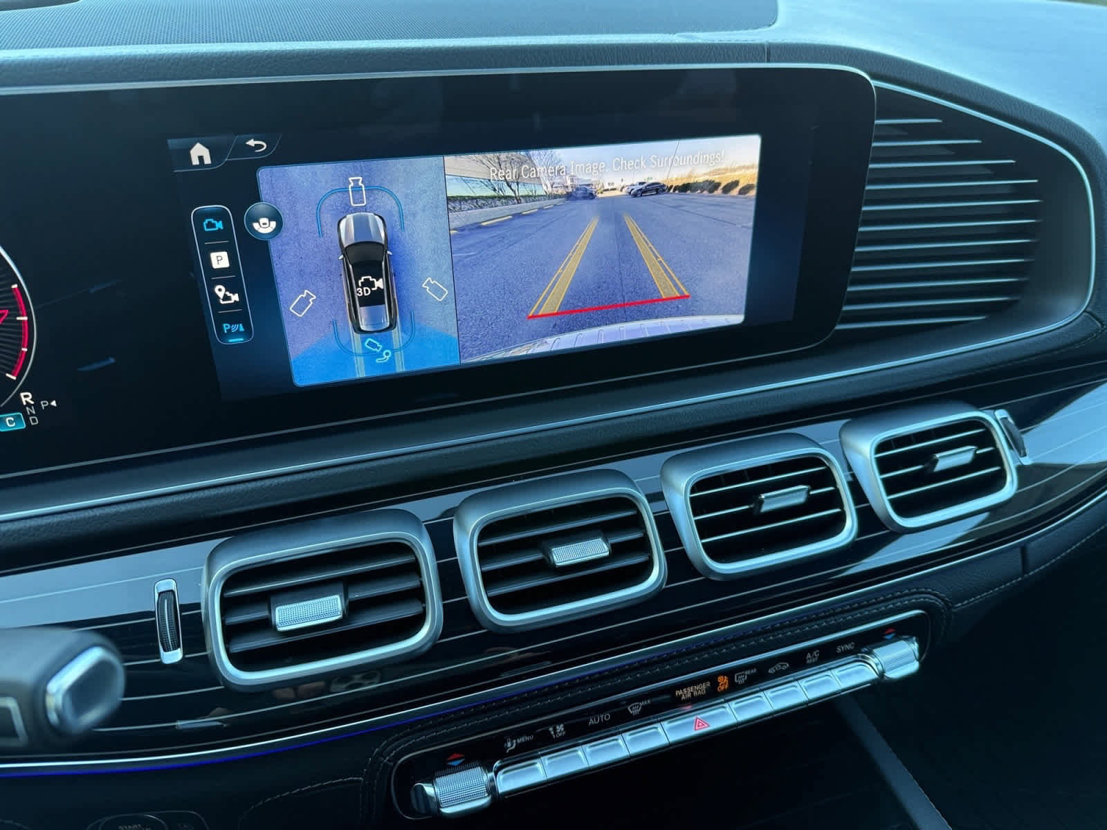 New 2025 Mercedes-Benz GLS 580 4MATIC image 17