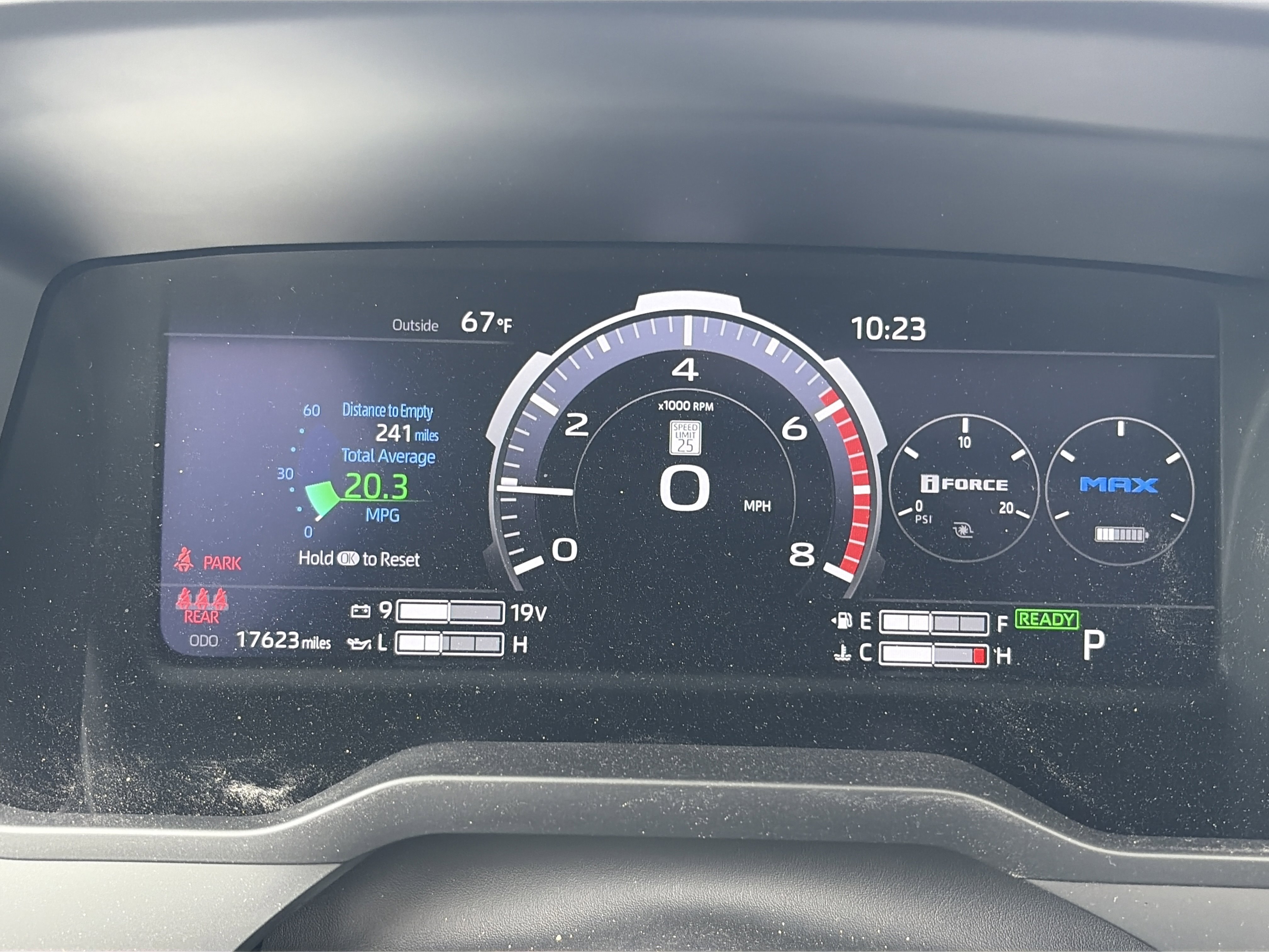 Used 2024 Toyota Tundra Platinum AWD/4WD image 27