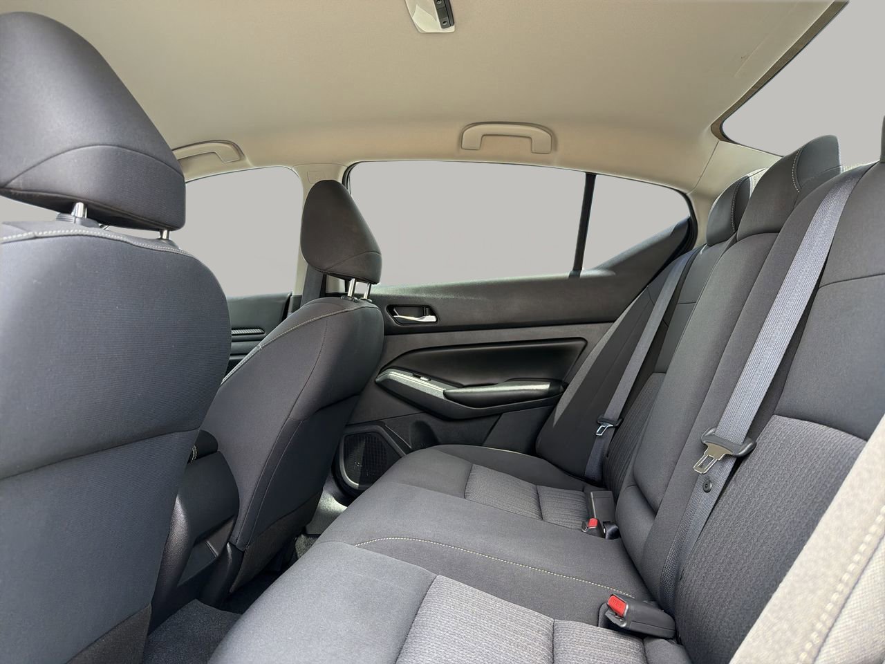 Used 2021 Nissan Altima 2.5 S FWD image 16