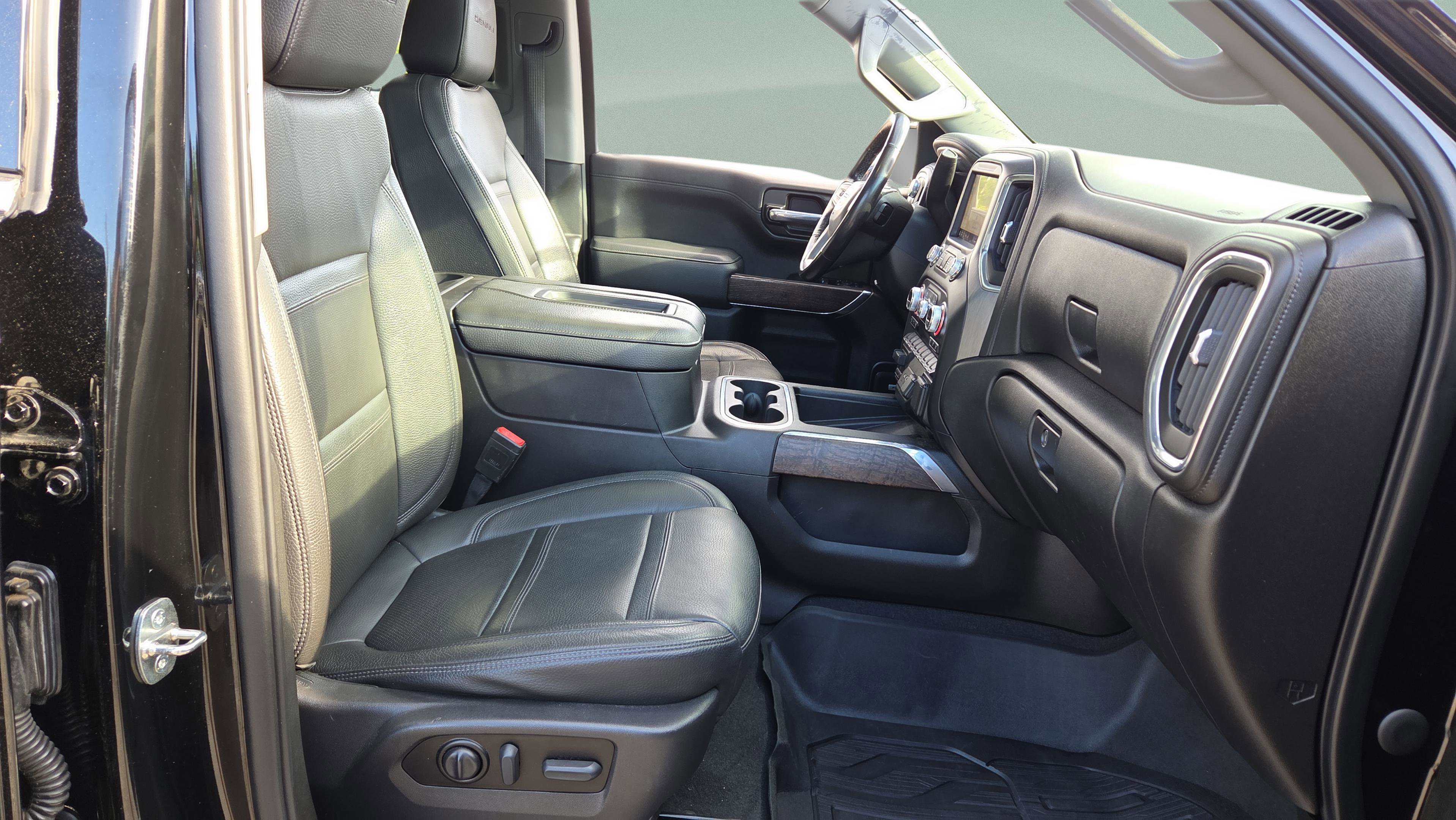 Used 2021 GMC Sierra 1500 Denali AWD/4WD image 18