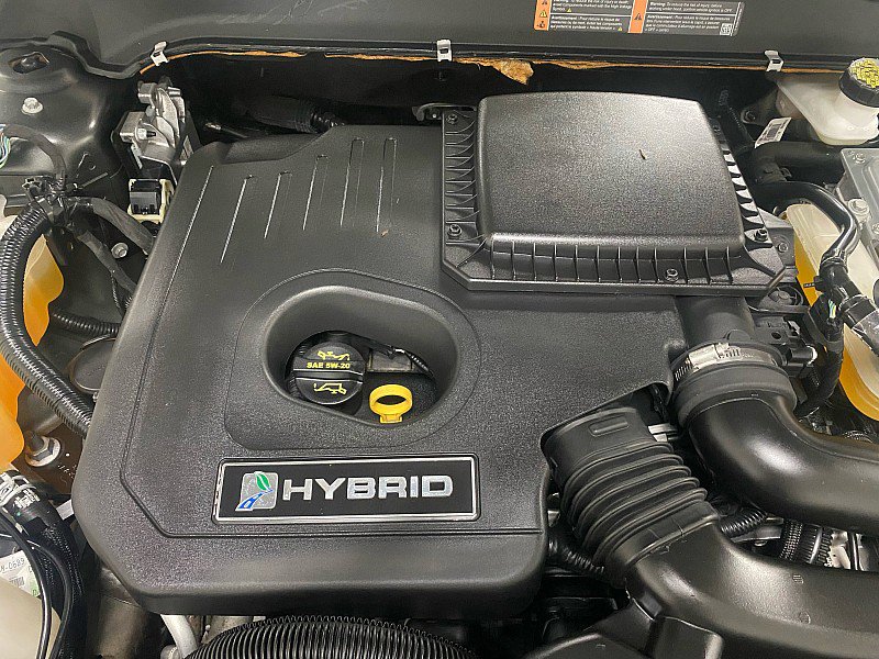 Used 2020 Ford Fusion SE image 17